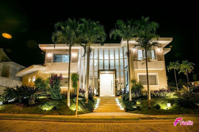 Casa com 5 Quartos à Venda, 436 m² em Jurerê Internacional - Florianópolis