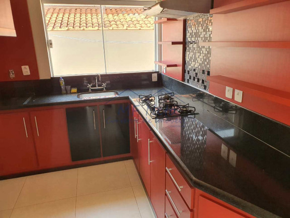 Imagem Casa com 3 Quartos à Venda, 425 m² em Condomínio Flamboyant - Pirassununga