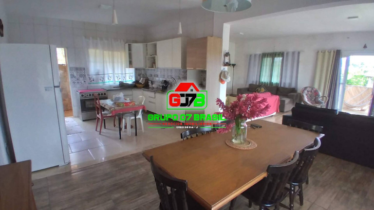 Imagem Chácara com 2 Quartos à Venda, 1.000 m² em Zona Rural De Jambeiro - Jambeiro Imagem Chácara com 2 Quartos à Venda, 1.000 m² em Zona Rural De Jambeiro - Jambeiro
