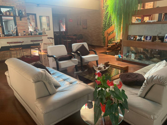 Imagem Casa com 3 Quartos à Venda, 549 m² em Além Ponte - Sorocaba Imagem Casa com 3 Quartos à Venda, 549 m² em Além Ponte - Sorocaba