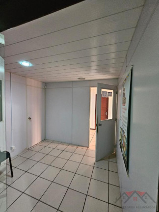 Imagem Galpão à Venda, 1.121 m² em Bom Retiro - Joinville Imagem Galpão à Venda, 1.121 m² em Bom Retiro - Joinville