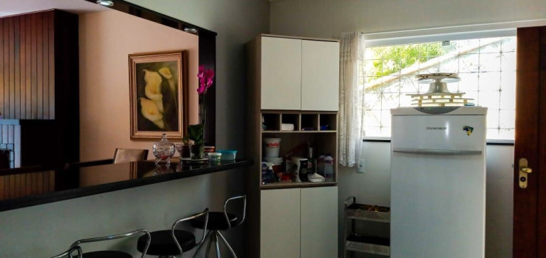 Imagem Casa com 5 Quartos à Venda, 200 m² em Panorama - Teresópolis Imagem Casa com 5 Quartos à Venda, 200 m² em Panorama - Teresópolis