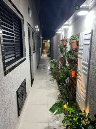 Imagem Sobrado com 2 Quartos à Venda, 60 m² em Maracanã - Praia Grande Imagem Sobrado com 2 Quartos à Venda, 60 m² em Maracanã - Praia Grande