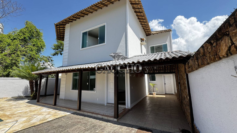 Imagem Casa com 5 Quartos à Venda, 333 m² em Barra Da Tijuca - Rio De Janeiro Imagem Casa com 5 Quartos à Venda, 333 m² em Barra Da Tijuca - Rio De Janeiro