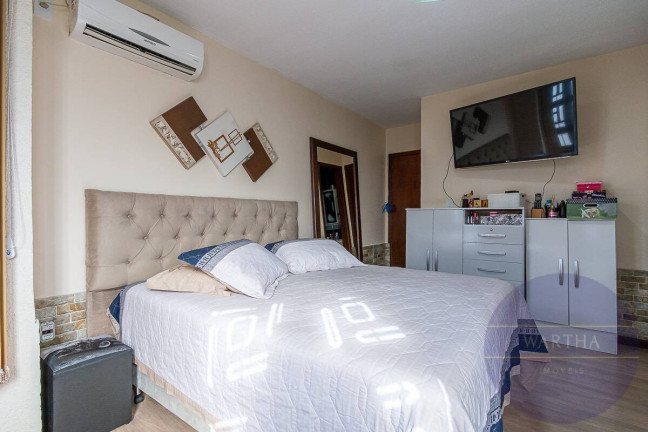 Imagem Casa com 4 Quartos à Venda, em Vila Imbuí - Cachoeirinha Imagem Casa com 4 Quartos à Venda, em Vila Imbuí - Cachoeirinha