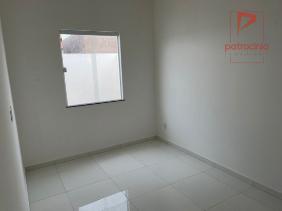 Imagem Casa com 2 Quartos à Venda, 61 m² em Conceição - Feira De Santana
