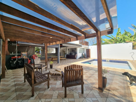 Imagem Imóvel com 2 Quartos à Venda, 220 m² em Bairro Farias - Araçoiaba Da Serra Imagem Imóvel com 2 Quartos à Venda, 220 m² em Bairro Farias - Araçoiaba Da Serra