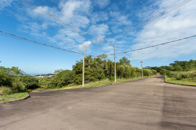 Imagem Terreno à Venda, 218 m² em Vila Nova - Porto Alegre Imagem Terreno à Venda, 218 m² em Vila Nova - Porto Alegre