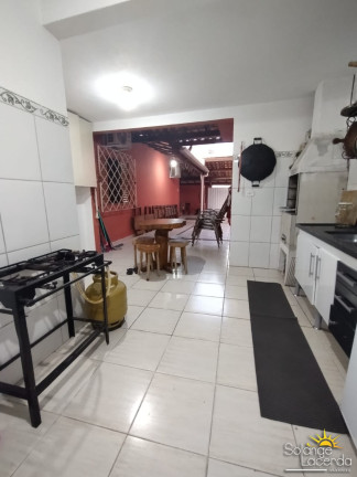 Imagem Casa com 3 Quartos à Venda, 240 m² em Centro - Ubatuba