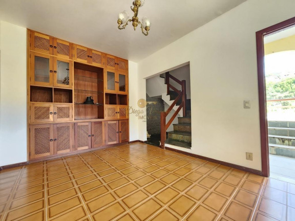 Imagem Casa com 3 Quartos à Venda, 530 m² em Cascata Do Imbuí - Teresópolis Imagem Casa com 3 Quartos à Venda, 530 m² em Cascata Do Imbuí - Teresópolis