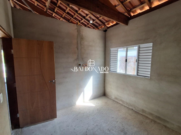 Imagem Imóvel com 2 Quartos à Venda, 1.800 m² em Centro - Extrema Imagem Imóvel com 2 Quartos à Venda, 1.800 m² em Centro - Extrema