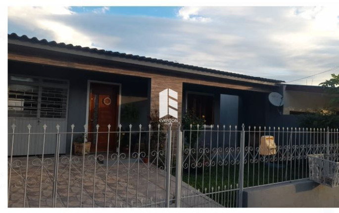 Imagem Casa com 3 Quartos à Venda, 90 m² em Tancredo Neves - Santa Maria
