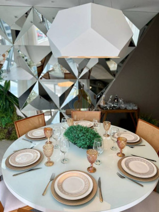 Imagem Apartamento com 3 Quartos para Alugar, 128 m² em Centro - Balneário Camboriú