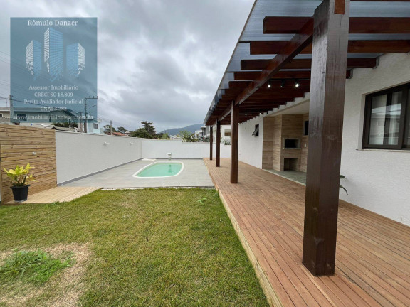 Imagem Casa com 4 Quartos à Venda, 375 m² em São João Do Rio Vermelho - Florianópolis Imagem Casa com 4 Quartos à Venda, 375 m² em São João Do Rio Vermelho - Florianópolis