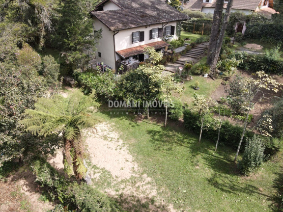Imagem Casa com 4 Quartos à Venda, 210 m² em Região De Capivari - Campos Do Jordão
