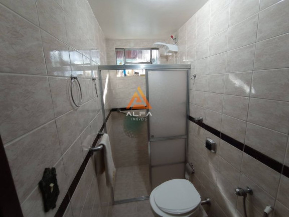 Imagem Casa com 4 Quartos à Venda, 500 m²