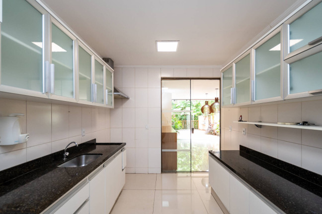 Imagem Casa com 4 Quartos à Venda, 197 m² em Parque Amazônia - Goiânia Imagem Casa com 4 Quartos à Venda, 197 m² em Parque Amazônia - Goiânia