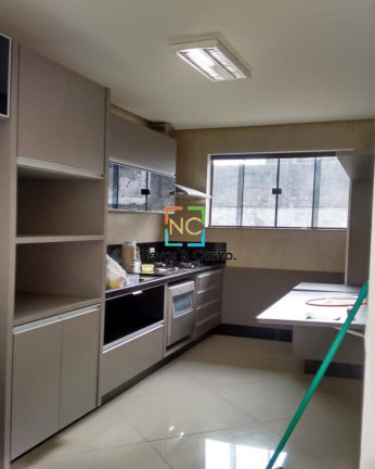 Imagem Casa com 6 Quartos à Venda, 180 m² em Areias - São José