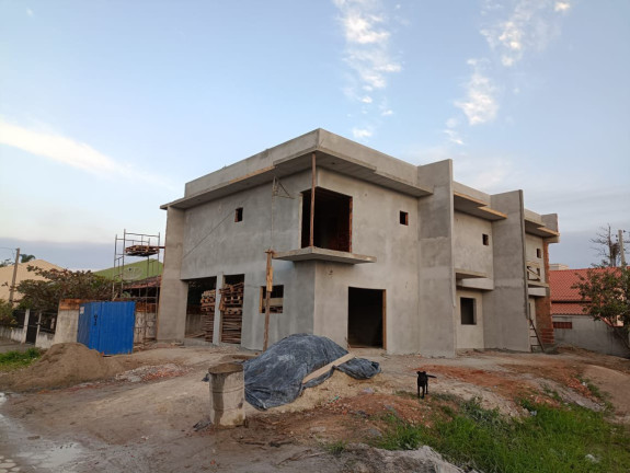 Imagem Casa com 3 Quartos à Venda, 116 m² em Centro - Barra Velha