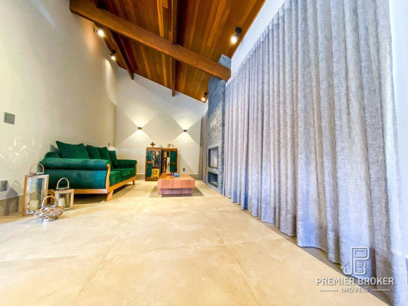 Imagem Casa com 4 Quartos à Venda, 260 m² em Comary - Teresópolis