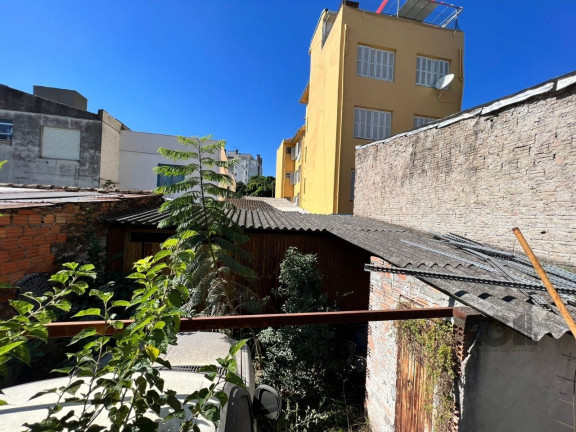Imagem Terreno à Venda, 360 m² em Floresta - Porto Alegre