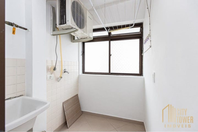 Imagem Apartamento com 2 Quartos à Venda, 57 m² em Moema - São Paulo