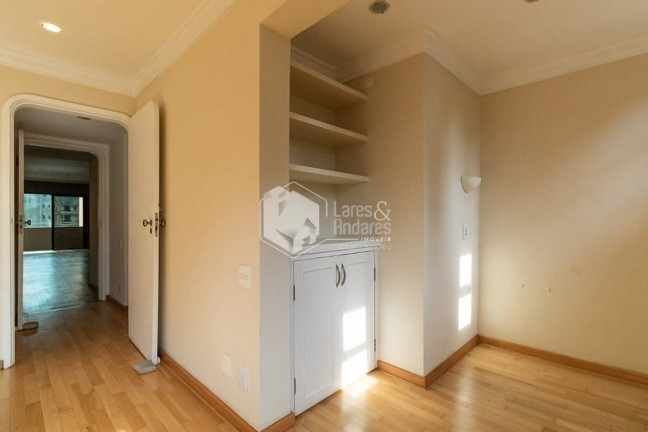 Imagem Apartamento com 3 Quartos à Venda, 209 m² em Itaim Bibi - São Paulo Imagem Apartamento com 3 Quartos à Venda, 209 m² em Itaim Bibi - São Paulo