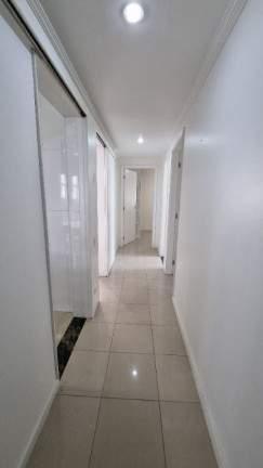 Imagem Apartamento com 3 Quartos à Venda, 130 m² em Pitangueiras - Guarujá