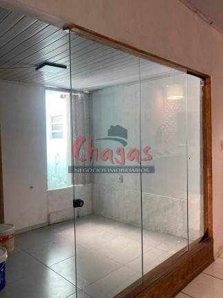 Sala Comercial à Venda, 10 m² em Centro - Caraguatatuba