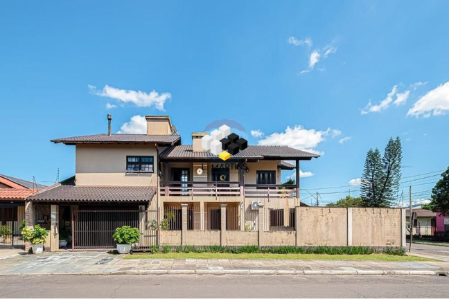 Casa com 5 Quartos à Venda, 370 m² em São Jorge - Novo Hamburgo