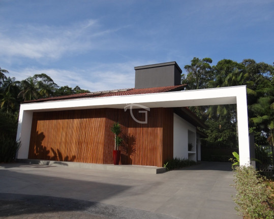 Imagem Casa com 4 Quartos à Venda, 500 m² em Glória - Joinville Imagem Casa com 4 Quartos à Venda, 500 m² em Glória - Joinville