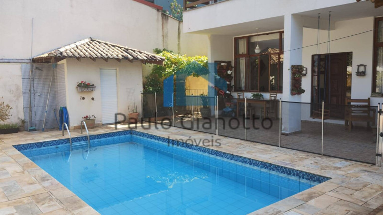 Imagem Casa com 4 Quartos à Venda, 302 m² em Granja Viana - Cotia