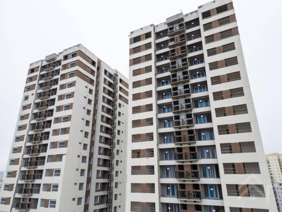 Apartamento com 2 Quartos à Venda, 61 m²