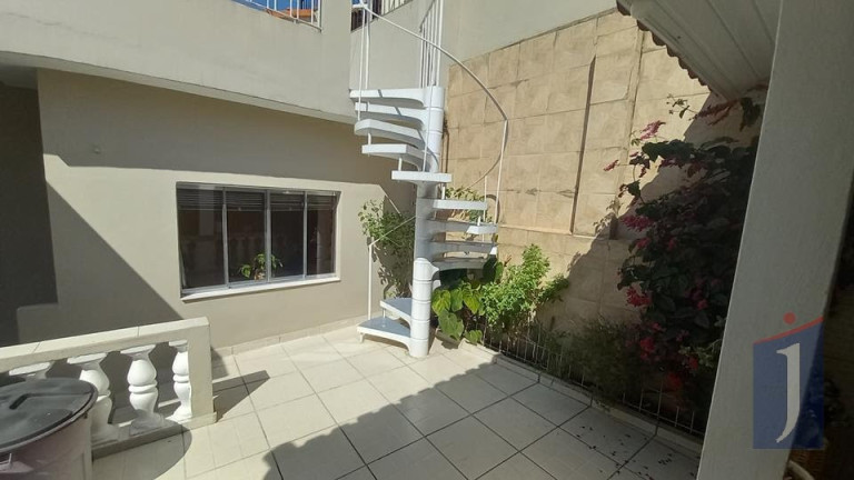 Imagem Casa com 3 Quartos à Venda, 140 m² em Jardim Da Gloria - São Paulo Imagem Casa com 3 Quartos à Venda, 140 m² em Jardim Da Gloria - São Paulo