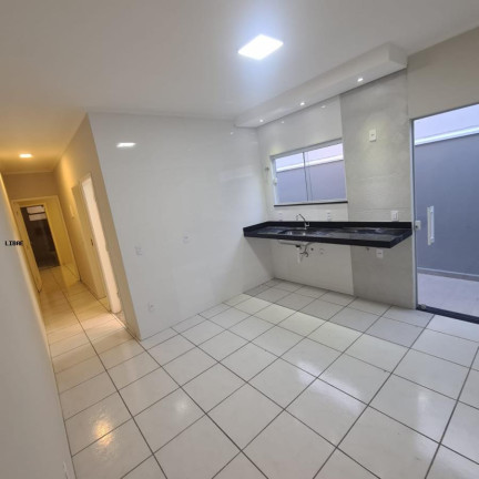 Imagem Casa com 2 Quartos à Venda, 100 m² em Jardim Cambuí - Botucatu