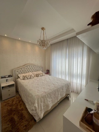 Imagem Apartamento com 4 Quartos à Venda, 161 m² em Centro - Balneário Camboriú Imagem Apartamento com 4 Quartos à Venda, 161 m² em Centro - Balneário Camboriú