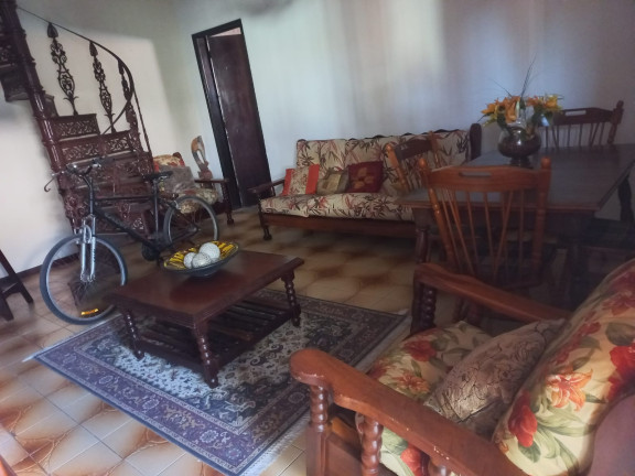 Imagem Casa com 3 Quartos para Alugar, 1 m² em Piratininga - Niterói Imagem Casa com 3 Quartos para Alugar, 1 m² em Piratininga - Niterói