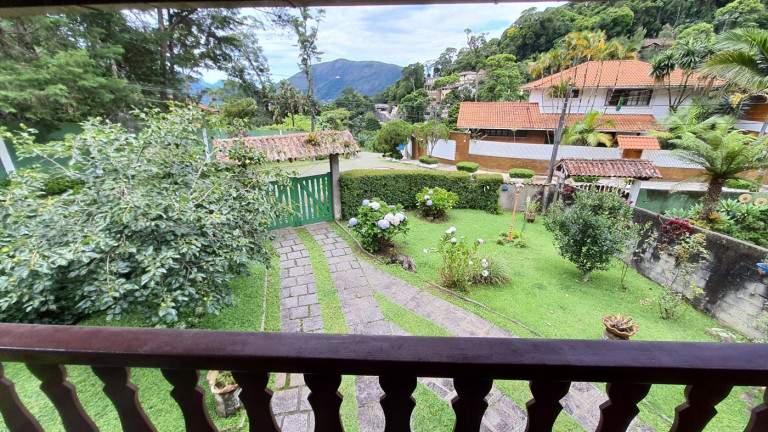 Imagem Casa com 4 Quartos à Venda, 460 m² em Parque Do Ingá - Teresópolis