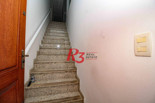 Imagem Sobrado com 4 Quartos à Venda, 227 m² em Boqueirão - Santos