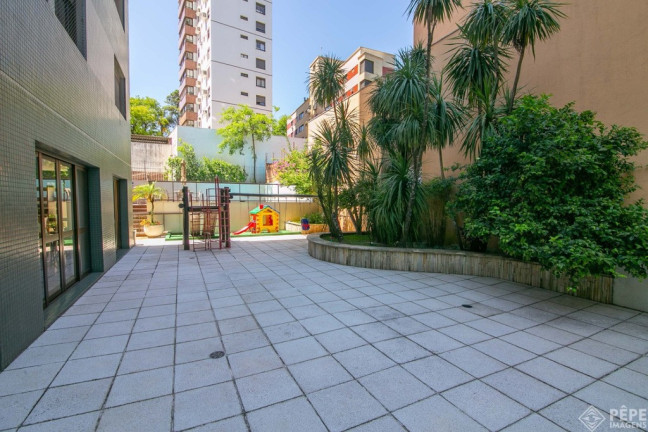 Imagem Imóvel com 3 Quartos à Venda, 243 m² em Rio Branco - Porto Alegre