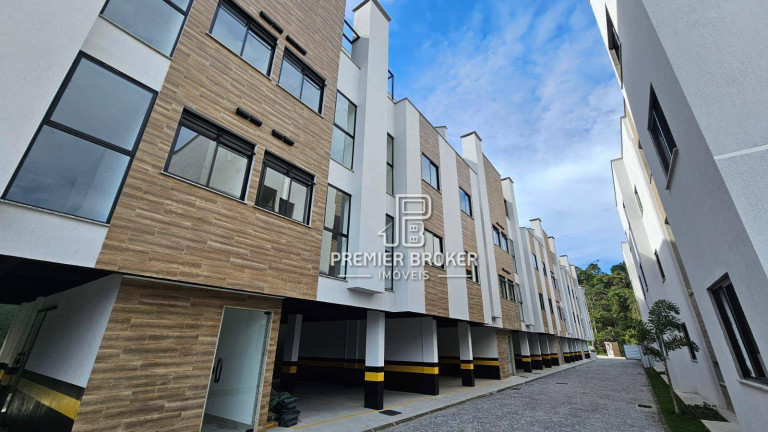 Cobertura com 3 Quartos à Venda, 135 m² em Bom Retiro - Teresópolis