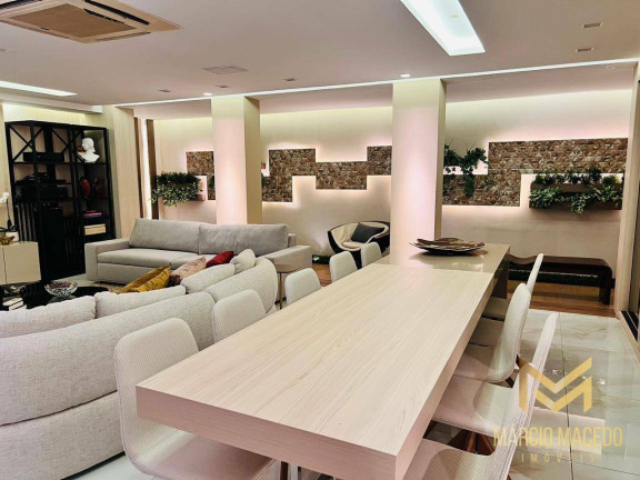 Imagem Casa com 4 Quartos à Venda, 620 m² em De Lourdes - Fortaleza