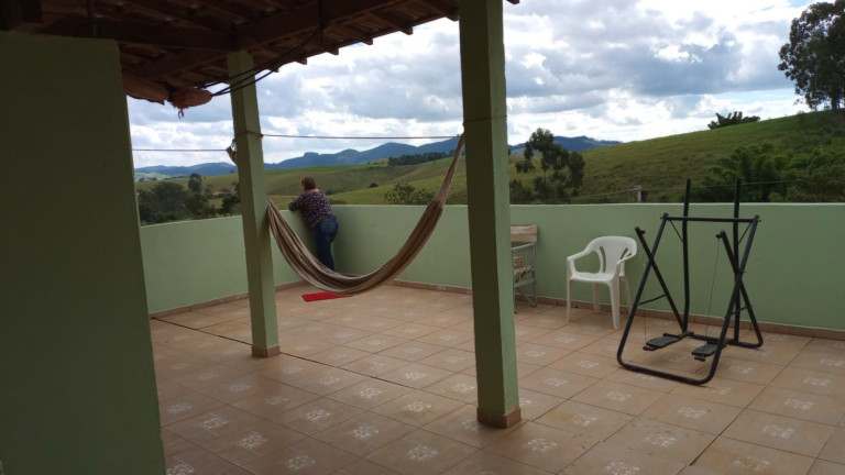 Imagem Chácara com 2 Quartos à Venda, 130 m² em Centro - Paraibuna Imagem Chácara com 2 Quartos à Venda, 130 m² em Centro - Paraibuna