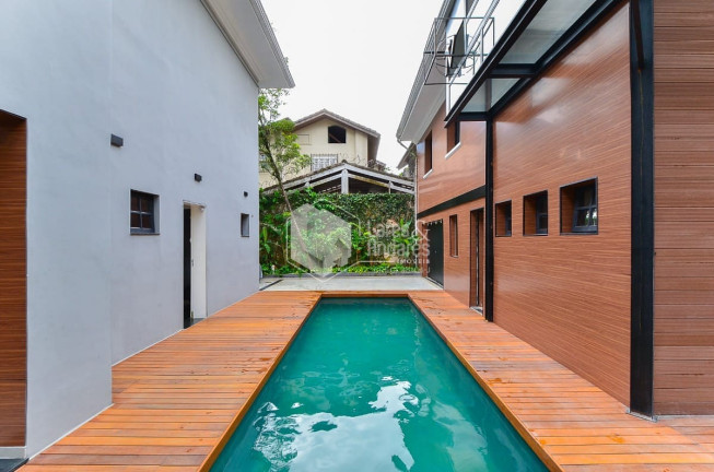 Imagem Casa com 4 Quartos à Venda, 1.117 m² em Jardim América - São Paulo Imagem Casa com 4 Quartos à Venda, 1.117 m² em Jardim América - São Paulo