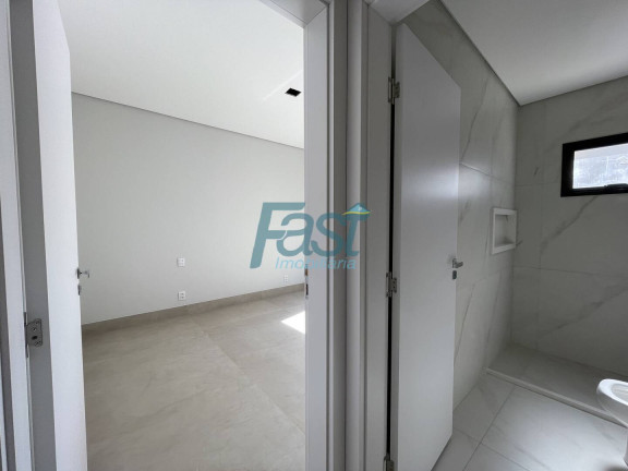 Imagem Casa de Condomínio com 4 Quartos à Venda, 395 m² em Jardim Itália - Cuiabá Imagem Casa de Condomínio com 4 Quartos à Venda, 395 m² em Jardim Itália - Cuiabá