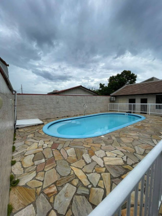 Imagem Casa com 3 Quartos à Venda, 327 m² em Itapema Do Norte - Itapoá