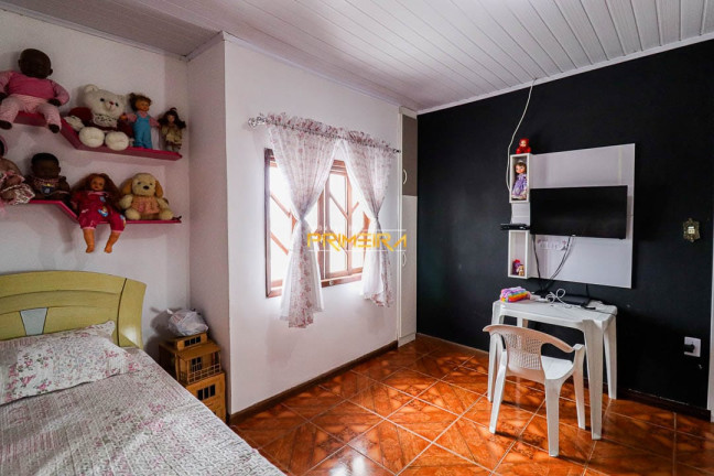 Imagem Sobrado com 3 Quartos à Venda, 200 m² em Xaxim - Curitiba
