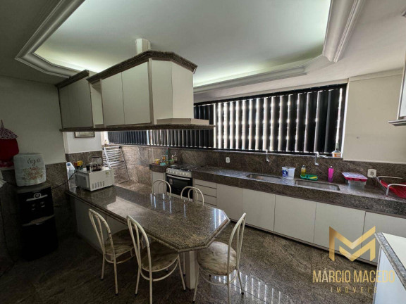 Imagem Apartamento com 4 Quartos à Venda, 202 m² em Meireles - Fortaleza