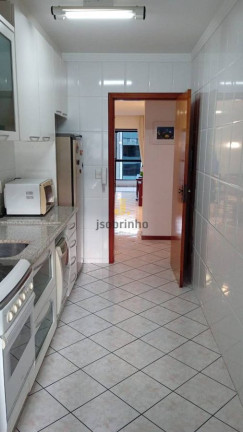 Imagem Apartamento com 3 Quartos para Temporada, 130 m² em Meia Praia - Itapema Imagem Apartamento com 3 Quartos para Temporada, 130 m² em Meia Praia - Itapema