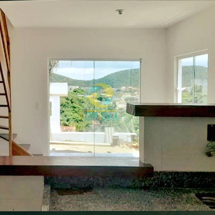 Imagem Casa de Condomínio com 2 Quartos à Venda, 73 m²